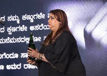 ಆಡಿಯೋ ಲಾಂಚ್​ ವೇಳೆ ಅಪ್ಪು ಭಾವಚಿತ್ರದ ಮುಂದೆ ಶಾಂಪೇನ್​ ಓಪನ್..!! ಅಚಾತುರ್ಯಕ್ಕೆ ಕ್ಷಮೆ ಕೇಳಿದ ಚಿತ್ರ ತಂಡ