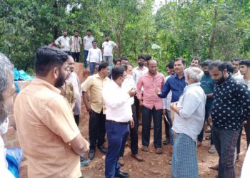 ಬೆಳ್ತಂಗಡಿ: ಶಾಲಾ ಆಟದ ಮೈದಾನವನ್ನು ಅತಿಕ್ರಮಿಸಿಕೊಂಡ 23 ಕುಟುಂಬಗಳು:; ತೆರವುಗೊಳಿಸಿದ ಪುತ್ತೂರು ಎ.ಸಿ ನೇತೃತ್ವದ ತಂಡ