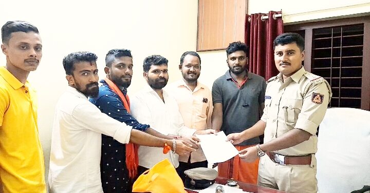 ವಿಶ್ವ ಹಿಂದೂ ಪರಿಷದ್ ವಿಭಾಗ ಕಾರ್ಯದರ್ಶಿ ಶರಣ್ ಪಂಪ್ವೆಲ್ ಬಗ್ಗೆ ಸಾಮಾಜಿಕ ಜಾಲತಾಣಗಳಲ್ಲಿ ಸುಳ್ಳು ಸುದ್ದಿ ಹಬ್ಬಿಸಿ ಅಪಪ್ರಚಾರ – ಪುತ್ತೂರಿನಲ್ಲಿ ದೂರು ದಾಖಲು