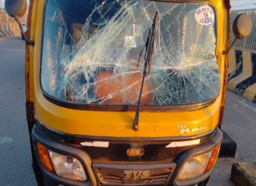 ಮಂಗಳೂರು: ಆಟೋ ರಿಕ್ಷಾ ಚಲಾಯಿಸುತ್ತಿದ್ದಾಗ ಚಾಲಕನಿಗೆ ಹೃದಯಾಘಾತ-ಸಾವು..!!