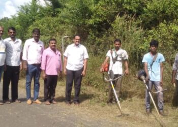 ಶಿವರಾಮ ಆಳ್ವ ಬಳ್ಳಮಜಲು ರವರ ನೇತೃತ್ವದಲ್ಲಿ, ವಲಯ ಕಾಂಗ್ರೆಸ್ ವತಿಯಿಂದ ಪರ್ಪುಂಜ-ಪಂಜಳ ರಸ್ತೆ ಸ್ವಚ್ಛತಾ ಕಾರ್ಯ