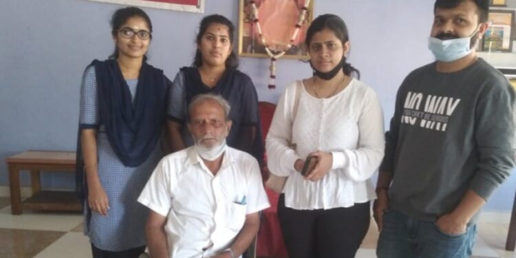 ವಿಟ್ಲದ ಯುವಕರ ಪರಿಶ್ರಮ ಮತ್ತು ದೈಗೋಳಿ ಸಾಯಿನಿಕೇತನ ಆಶ್ರಮದಿಂದ ಪುನರ್ಜನ್ಮ ಪಡೆದು ಮರಳಿ ಮನೆ ಸೇರಿದ ಶಿವಮೊಗ್ಗದ ‘ಮಂಜಪ್ಪ’…!!