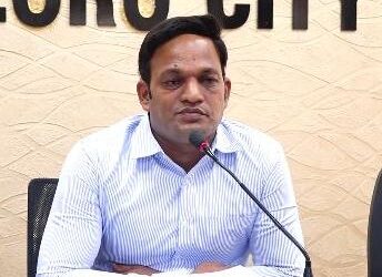 ಸ್ಟೇಟ್ ಬ್ಯಾಂಕ್ ನಲ್ಲಿ ಹಿಂದೂ ಯುವತಿ-ಮುಸ್ಲಿಂ ಯುವಕನನ್ನು ಸಾರ್ವಜನಿಕರು ತರಾಟೆಗೆ ತೆಗೆದುಕೊಂಡ ಪ್ರಕರಣ: ಅನೈತಿಕ ಪೊಲೀಸ್ ಗಿರಿ ಆರೋಪ:; ಇಬ್ಬರ ಬಂಧನ