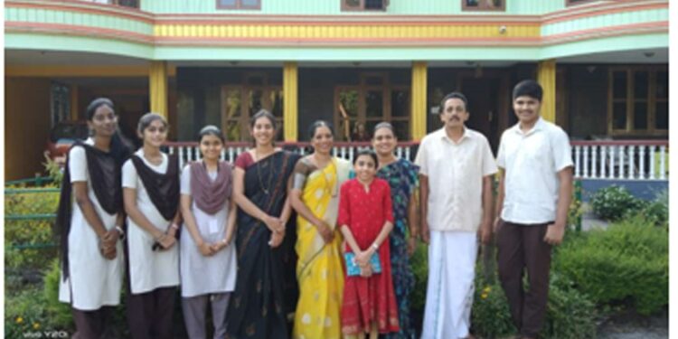 ವಿವೇಕಾನಂದ ಪದವಿಪೂರ್ವ ಕಾಲೇಜಿನ ಪ್ರತಿಭಾವಂತ ವಿದ್ಯಾರ್ಥಿನಿ ನೀಟ್ಸಾಧಕಿ ಸಿಂಚನಲಕ್ಷ್ಮಿರೊಂದಿಗೆ ಸಂದರ್ಶನ