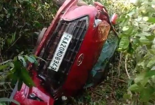 ಬ್ರಹ್ಮಾವರ: ಕಾರು ಪಲ್ಟಿ – ಓರ್ವ ಸಾವು , ಮಹಿಳೆ ಗಂಭೀರ