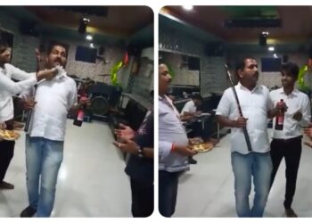 ಸಾಲೆತ್ತೂರು ಅಪಮಾನ ಪ್ರಕರಣ ನಡೆದ ಬೆನ್ನಲ್ಲೇ  ಧಾರ್ಮಿಕ ಭಾವನೆಗೆ ಧಕ್ಕೆ ತರುವಂತಹ ಇನ್ನೊಂದು ಪ್ರಕರಣ..!! ಕೈಯಲ್ಲಿ ಬಿಯರ್ ಬಾಟಲಿ ಹಿಡಿದುಕೊಂಡು ದೈವ ಆವೇಶವಾದ ರೀತಿಯಲ್ಲಿ ವ್ಯಕ್ತಿಯ ವರ್ತನೆ..!!! ಸಾಮಾಜಿಕ ಜಾಲತಾಣಗಳಲ್ಲಿ ವಿಡಿಯೋ ವೈರಲ್