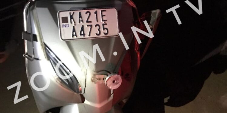 ಕೆಮ್ಮಾಯಿ:ಬ್ಯಾರಿಕೇಡ್  ಗೆ ದ್ವಿಚಕ್ರ ವಾಹನ ಡಿಕ್ಕಿ: ಸಣ್ಣ ಪುಟ್ಟ ಗಾಯ, ಆಸ್ಪತ್ರೆಗೆ ದಾಖಲಿಸಿದ ಸ್ಥಳೀಯ ಯುವಕರು…!!!