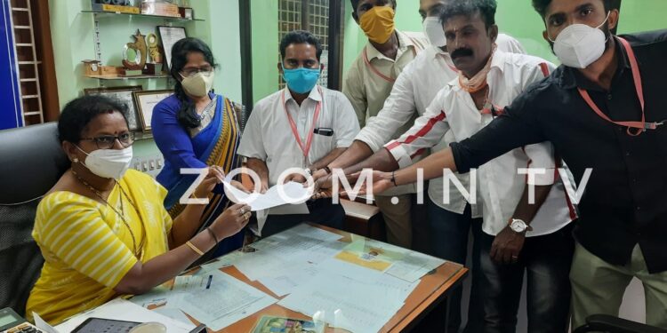 ವಿಟ್ಲ ಪ.ಪಂ ಸಿಬ್ಬಂದಿಯಿಂದ ಆತ್ಮಹತ್ಯೆ ಯತ್ನ ಪ್ರಕರಣ: ಮುಖ್ಯಾಧಿಕಾರಿಗೆ ಮನವಿ ಸಲ್ಲಿಕೆ