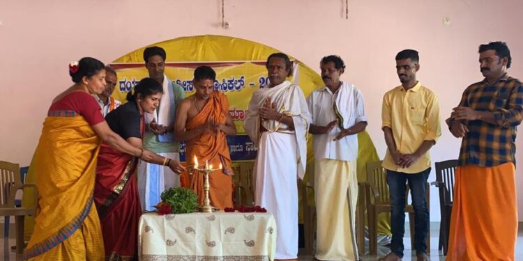 ಕುಕ್ಕಾಜೆ: ದಯಾ ಕ್ರಿಯೇಷನ್ ನ ಪ್ರಥಮ ವರ್ಷದ ಸಂಭ್ರಮಾಚರಣೆಯ ಪ್ರಯುಕ್ತ “ದಯಾ ಮೆಲೋಡಿಸ್ ಮ್ಯೂಸಿಕಲ್ ಇವೆಂಟ್-2022”