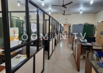 ವಿಟ್ಲ ಪ.ಪಂ ಸಿಬ್ಬಂದಿ ಆತ್ಮಹತ್ಯೆ ಯತ್ನ ಪ್ರಕರಣ: ಘಟನೆಯನ್ನು ಖಂಡಿಸಿ ವಿಟ್ಲ ಪ.ಪಂ ಸಿಬ್ಬಂದಿಗಳಿಂದ ಕೆಲಸ ಸ್ಥಗಿತಗೊಳಿಸಿ ಮುಷ್ಕರ