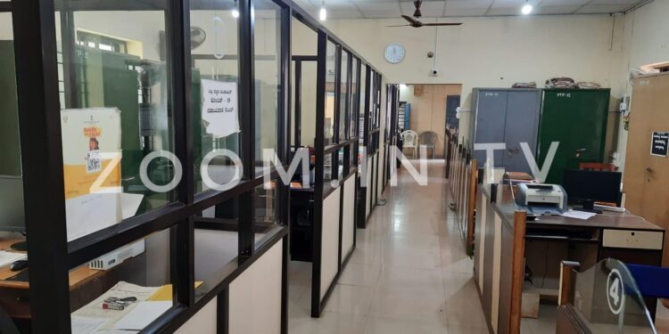 ವಿಟ್ಲ ಪ.ಪಂ ಸಿಬ್ಬಂದಿ ಆತ್ಮಹತ್ಯೆ ಯತ್ನ ಪ್ರಕರಣ: ಘಟನೆಯನ್ನು ಖಂಡಿಸಿ ವಿಟ್ಲ ಪ.ಪಂ ಸಿಬ್ಬಂದಿಗಳಿಂದ ಕೆಲಸ ಸ್ಥಗಿತಗೊಳಿಸಿ ಮುಷ್ಕರ