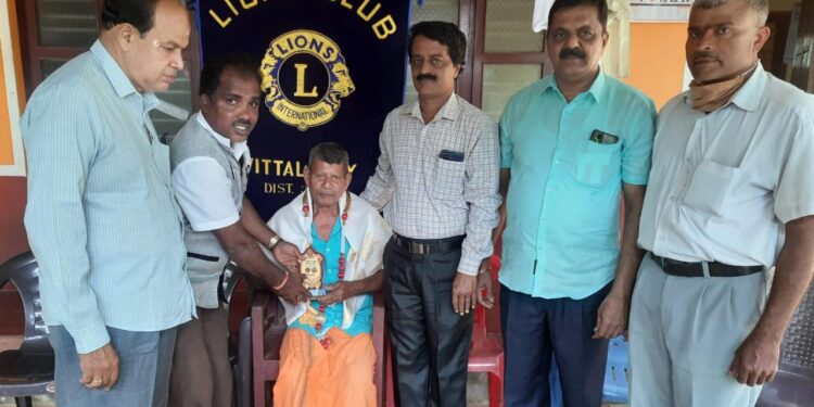 ವಿಟ್ಲ: ಪದ್ಮಶ್ರೀ ಪ್ರಶಸ್ತಿಗೆ ಭಾಜನರಾದ ಅಮೈ ಮಹಾಲಿಂಗ ನಾಯ್ಕ ರವರಿಗೆ ವಿಟ್ಲ ಸಿಟಿ ಲಯನ್ಸ್ ಕ್ಲಬ್ ವತಿಯಿಂದ ಸನ್ಮಾನ