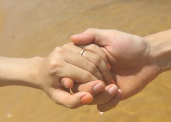 ಮಂಗಳೂರು: ದಾಂಪತ್ಯದಲ್ಲಿ ಬಿರುಕು ಮೂಡಿ ಬೇರಾಗಿದ್ದ ದಂಪತಿ ಕಾನೂನು ಸೇವಾ ಪ್ರಾಧಿಕಾರದ ಮಧ್ಯಸ್ಥಿಕೆಯಿಂದ ಮತ್ತೆ ಜೊತೆಯಾದರು..!!