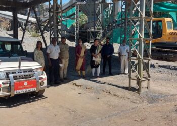 ಕಾರಿಂಜ: ದೇವಸ್ಥಾನದ ಸುತ್ತಮುತ್ತ ನಡೆಯುತ್ತಿದ್ದ ಗಣಿಗಾರಿಕೆಗೆ ಬ್ರೇಕ್: ಕೊರೆಗಳನ್ನು ಬಂದ್ ಮಾಡುವಂತೆ ಇಲಾಖೆಯಿಂದ ನೋಟೀಸ್: ಹಿಂ.ಜಾ.ವೇ ಹೋರಾಟಕ್ಕೆ ಜಯ…!!