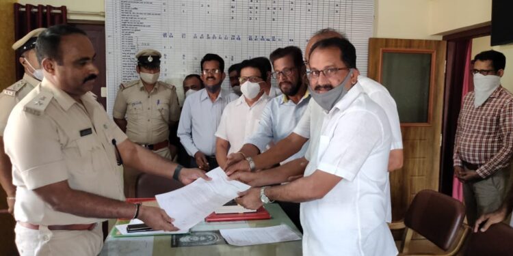 ಜೈನ ಧರ್ಮದವರು ಆರಾಧಿಸುವ ಬಾಹುಬಲಿ ಭಗವಾನರ ಕುರಿತು ಆಶ್ಲೀಲ ಪದ ಬಳಕೆ ಆರೋಪ – ಜೈನ್ ಮಿಲನ್‌ನಿಂದ ಪುತ್ತೂರಿನಲ್ಲಿ ದೂರು..!!