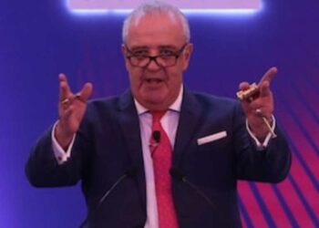 ಐಪಿಎಲ್ 2022ರ ಮೆಗಾ ಹರಾಜಿನ ಮಧ್ಯದಲ್ಲಿ ಕುಸಿದು ಬಿದ್ದ ಎಡ್ಮಿಡ್ಸ್:   ಹರಾಜು ತಾತ್ಕಾಲಿಕ ಸ್ಥಗಿತ…!!