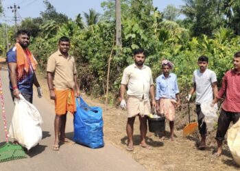 ಮಾಣಿ: ಶ್ರೀ ಉಳ್ಳಾಲ್ತಿ ಅಮ್ಮನವರ ದೈವಸ್ಥಾನದಲ್ಲಿ ಸ್ವಚ್ಛತಾ ಕಾರ್ಯಕ್ರಮ