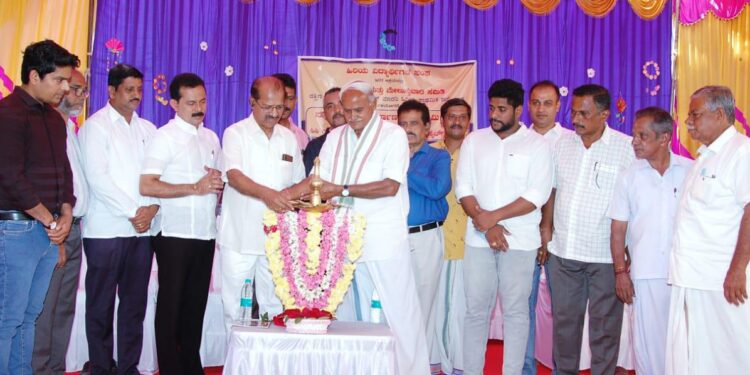 ಕಲ್ಲಡ್ಕ: ಹಿರಿಯ ಪ್ರಾಥಮಿಕ ಶಾಲೆಯಲ್ಲಿ ನೂತನ ಕಟ್ಟಡದ ಭೂಮಿ ಪೂಜೆ ಹಾಗೂ ಸಿಸಿ ಕ್ಯಾಮರಾ,ಶುದ್ಧ ನೀರಿನ ಘಟಕ ಮತ್ತು ಶಾಲಾ ವೆಬ್‌ಸೈಟ್‌ಗೆ ಚಾಲನೆ