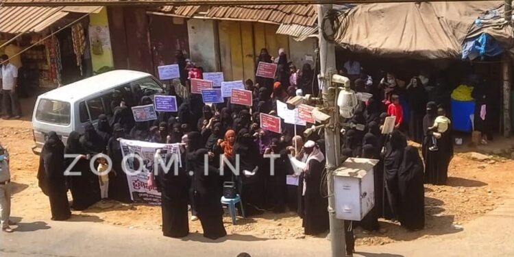 ಹಿಜಾಬ್ ವಿವಾದ: ಉಪ್ಪಿನಂಗಡಿಯಲ್ಲಿ ಮಹಿಳಾ ಹಕ್ಕುಗಳ ಹಿತರಕ್ಷಣಾ ವೇದಿಕೆ ವತಿಯಿಂದ  ಪ್ರತಿಭಟನೆ..!!