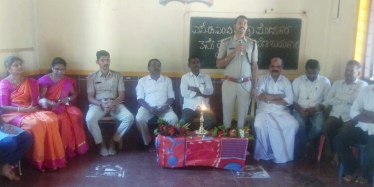 ವೀರಕಂಭ: ಶಾಲೆಯಲ್ಲಿ ಪೋಷಕರ ಮತ್ತು ಎಸ್.ಡಿ.ಎಂ.ಸಿ.ಸದಸ್ಯರ ತರಬೇತಿ ಕಾರ್ಯಕ್ರಮ:  ಪರಿಸರವು ನಮಗೆ ದೇವರು ನೀಡಿರುವ ಒಂದು ಸುಂದರ ವರದಾನವಾಗಿದೆ-  ರಾಜೇಶ್ ಬಳಿಗಾರ್