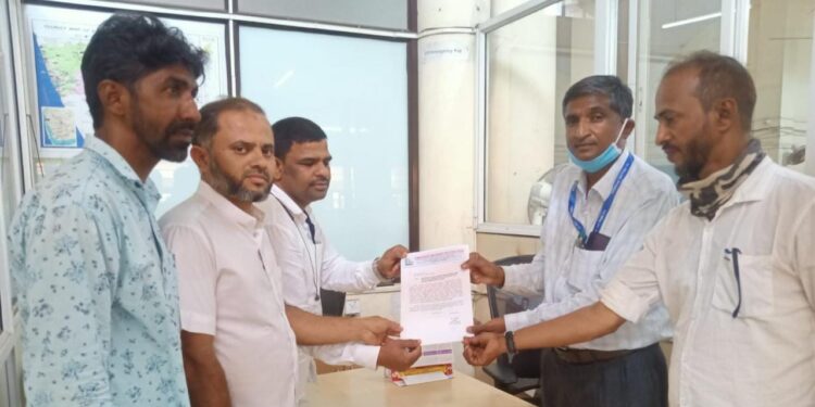 ತೊಕ್ಕೊಟ್ಟು- ಮೆಲ್ಕಾರ್ ವರೆಗೆ ಕೆ.ಎಸ್.ಆರ್.ಟಿ.ಸಿ. ಬಸ್ ಗಳನ್ನು ನಿಯೋಜಿಸುವಂತೆ ಹ್ಯೂಮನ್ ರೈಟ್ಸ್ ಅಂಡ್ ಆಗೈನ್ಸ್ಟ್ ಪೊಲ್ಯೂಷನ್ ಫೋರಮ್ ವತಿಯಿಂದ ಜಿಲ್ಲಾಧಿಕಾರಿಗಳಿಗೆ ದೂರು