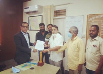 ಹಿಜಾಬ್ ಪ್ರಕರಣವನ್ನು ಎನ್.ಐ.ಎ. ತನಿಖೆಗೆ ನೀಡುವಂತೆ ವಿ.ಹಿಂ.ಪ. ಬಜರಂಗದಳ ಪುತ್ತೂರು ಜಿಲ್ಲೆ ವತಿಯಿಂದ ಸಹಾಯಕ ಕಮೀಷನರ್ ಮೂಲಕ ಮುಖ್ಯಮಂತ್ರಿಗೆ ಮನವಿ