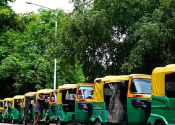 ರಾಜ್ಯ ಸರ್ಕಾರದಿಂದ ‘ಆಟೋ ರಿಕ್ಷಾ ಮಾಲೀಕ’ರಿಗೆ ಬಿಗ್ ಶಾಕ್ : ಮಾ.31ರಿಂದ ‘ಟು-ಸ್ಟ್ರೋಕ್ ಆಟೋ’ ನಿಷೇಧ