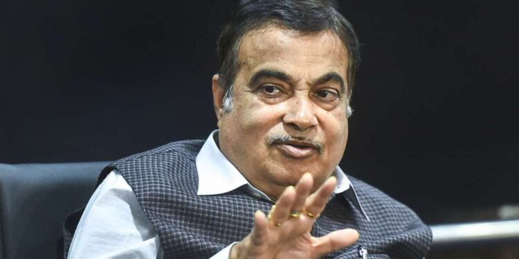 60 ಕಿ.ಮೀ ವ್ಯಾಪ್ತಿಯಲ್ಲಿ ಎರಡು ಟೋಲ್ ಬೂತ್‌ಗಳಿದ್ದರೆ ಒಂದನ್ನು ಮೂರು ತಿಂಗಳಿನಲ್ಲಿ ಮುಚ್ಚಲಾಗುವುದು: ಸಚಿವ ನಿತಿನ್ ಗಡ್ಕರಿ