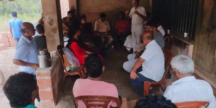 ಒಳತಡ್ಕದಲ್ಲಿ ಅರ್ಯಾಪು ವಲಯ ಕಾಂಗ್ರೆಸ್ ಸಭೆ: ಕಾಂಗ್ರೆಸ್ ಸದಸ್ಯತ್ವ ಅಭಿಯಾನಕ್ಕೆ ಚಾಲನೆ