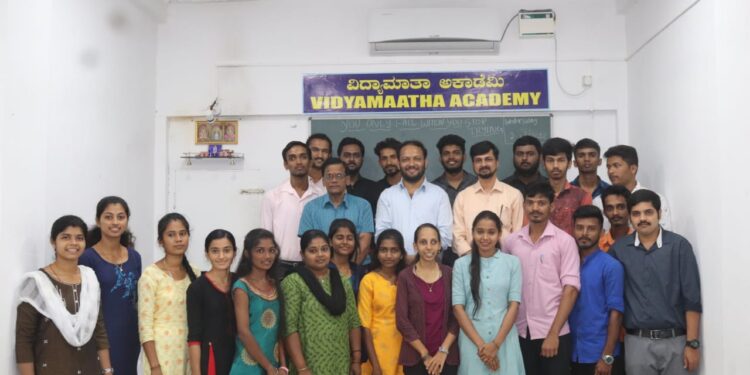 ಪುತ್ತೂರು: ವಿದ್ಯಾಮಾತಾ ಅಕಾಡೆಮಿಯಲ್ಲಿ ಪಿಡಿಒ, ಗ್ರಾಮ ಪಂಚಾಯತ್ ಸೆಕ್ರೆಟರಿ , ಎನ್ ಡಿ ಎ ಸೇರಿದಂತೆ ವಿವಿಧ ಪರೀಕ್ಷೆಗಳಿಗೆ ತರಬೇತಿ ಪ್ರಾರಂಭ