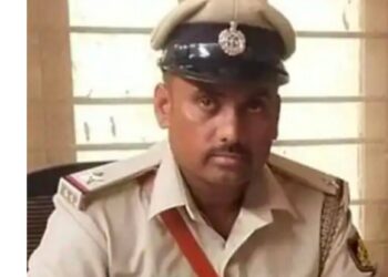 ಮಂಗಳೂರು: ಸಾರ್ವಜನಿಕ ಸ್ಥಳದಲ್ಲಿ ಕುಸಿದು ಬಿದ್ದು ಪೊಲೀಸ್ ಅಧಿಕಾರಿ‌ ಸಾವು..!!