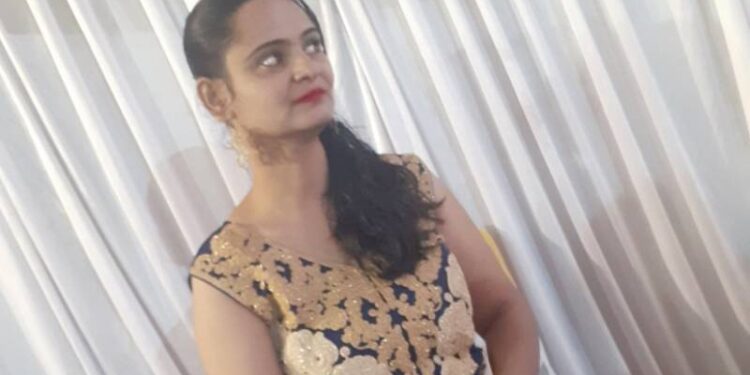 ಪ್ರಿಯಕರನ ಮದುವೆ ದಿನದಂದೇ ಯುವತಿ ನೇಣಿಗೆ ಶರಣು: ನವವಧುವಿಗೆ ತಾಳಿಕಟ್ಟಿ ಕಲ್ಯಾಣ ಮಂಟಪದಿಂದಲೇ ಕಾಲ್ಕಿತ್ತ ಯುವಕ..!!