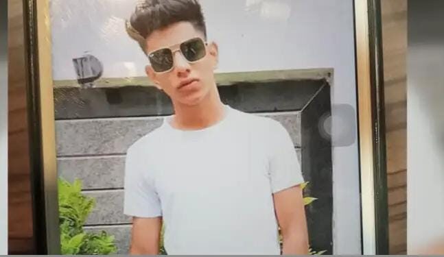 ಒಂದು ಹುಡುಗಿಗಾಗಿ ಇಬ್ಬರ ಫೈಟ್: ನಡುರಾತ್ರಿ ಲವ್‍ಗಾಗಿ ನಡೀತು ಮರ್ಡರ್..!!