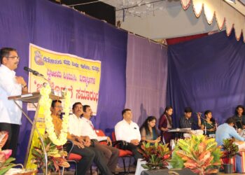ವಿವೇಕಾನಂದ ಪದವಿಪೂರ್ವ ಕಾಲೇಜಿನಲ್ಲಿ ದೀಪ ಪ್ರದಾನ ಕಾರ್ಯಕ್ರಮ: ಛಲದಿಂದ ಮುನ್ನಡೆದರೆ ವ್ಯಕ್ತಿ ಮೌಲ್ಯದ ಉತ್ತಮ ಪ್ರತಿನಿಧಿಯಾಗಿ ಮೂಡಿ ಬರಲು ಸಾಧ್ಯ- ಕೃಷ್ಣಪ್ರಸಾದ್ ಕಾಯರ್‌ಕಟ್ಟೆ