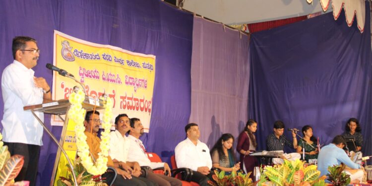 ವಿವೇಕಾನಂದ ಪದವಿಪೂರ್ವ ಕಾಲೇಜಿನಲ್ಲಿ ದೀಪ ಪ್ರದಾನ ಕಾರ್ಯಕ್ರಮ: ಛಲದಿಂದ ಮುನ್ನಡೆದರೆ ವ್ಯಕ್ತಿ ಮೌಲ್ಯದ ಉತ್ತಮ ಪ್ರತಿನಿಧಿಯಾಗಿ ಮೂಡಿ ಬರಲು ಸಾಧ್ಯ- ಕೃಷ್ಣಪ್ರಸಾದ್ ಕಾಯರ್ಕಟ್ಟೆ