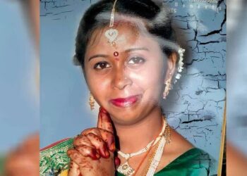 ಹಾಸನದಲ್ಲಿ ಒಂಟಿ ಮಹಿಳೆಯ ಬರ್ಬರ ಹತ್ಯೆ: ಮನೆಯ ಬಳಿಯೇ ಕೊಚ್ಚಿ ಕೊಂದು ಹಂತಕರು ಎಸ್ಕೇಪ್..!!