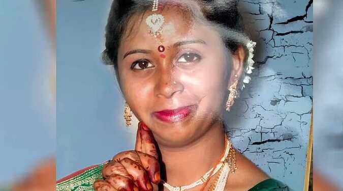 ಹಾಸನದಲ್ಲಿ ಒಂಟಿ ಮಹಿಳೆಯ ಬರ್ಬರ ಹತ್ಯೆ: ಮನೆಯ ಬಳಿಯೇ ಕೊಚ್ಚಿ ಕೊಂದು ಹಂತಕರು ಎಸ್ಕೇಪ್..!!