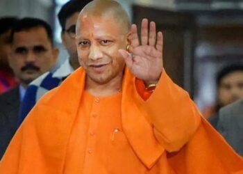 ಉತ್ತರ ಪ್ರದೇಶದಲ್ಲಿ ಜಯಭೇರಿ ಭಾರಿಸಿದ ಬಿಜೆಪಿ: 37 ವರ್ಷಗಳ ಬಳಿಕ ದಾಖಲೆ ಬರೆದು 2ನೇ ಬಾರಿ ಸಿಎಂ ಗದ್ದುಗೆ ಏರಿದ ‘ಯೋಗಿ’..!!