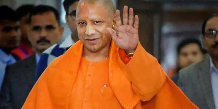 ಉತ್ತರ ಪ್ರದೇಶದಲ್ಲಿ ಜಯಭೇರಿ ಭಾರಿಸಿದ ಬಿಜೆಪಿ: 37 ವರ್ಷಗಳ ಬಳಿಕ ದಾಖಲೆ ಬರೆದು 2ನೇ ಬಾರಿ ಸಿಎಂ ಗದ್ದುಗೆ ಏರಿದ ‘ಯೋಗಿ’..!!