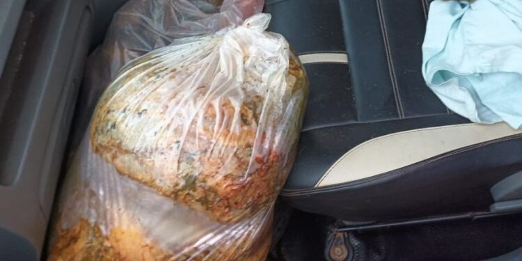 ಮಂಗಳೂರು: ಆಲ್ಟೋ ಕಾರಿನಲ್ಲಿ 500 ಕೆಜಿ ಗೋ ಮಾಂಸ ಸಾಗಾಟ: ಬಜರಂಗದಳದ ಕಾರ್ಯಕರ್ತರ ಕಾರ್ಯಾಚರಣೆ: ಕಾರು ಪೊಲೀಸ್ ವಶಕ್ಕೆ..!!