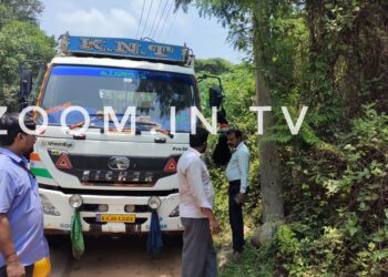 ಪುತ್ತೂರು: ರಸ್ತೆ ಬದಿ ಕಲ್ಲಂಗಡಿ ಹಣ್ಣಿನ ತ್ಯಾಜ್ಯ ಎಸೆತ: ನಗರಸಭೆ ಸದಸ್ಯರಿಂದ ಮಾಹಿತಿ: ಲಾರಿ ವಶಕ್ಕೆ