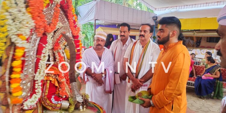 ಬಳ್ಳಮಜಲುಗುತ್ತು ತರವಾಡು ಮನೆಯಲ್ಲಿ ಧರ್ಮದೈವಗಳ ನೇಮೋತ್ಸವ