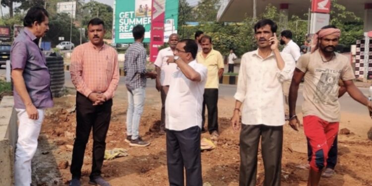 ಪುತ್ತೂರು: ಅಂತಿಮ ಹಂತದಲ್ಲಿ ಬೊಳುವಾರು ಬೈಪಾಸ್ ರಸ್ತೆ ಅಗಲೀಕರಣ ಕಾಮಗಾರಿ: ಜಾತ್ರೋತ್ಸವದ ಶುಭದಿನದಂದು ರಸ್ತೆ ಲೋಕಾರ್ಪಣೆ- ಸಂಜೀವ ಮಠಂದೂರು