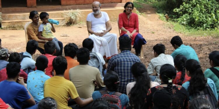 ವಿವೇಕಾನಂದ ಪದವಿಪೂರ್ವ ಕಾಲೇಜಿನ ವಿಜ್ಞಾನ ಶಿಬಿರ ಯುರೇಕಾದ ಪ್ರಯುಕ್ತ ವಾರಣಾಸಿಯ ನರ್ಸರಿಗೆ ಭೇಟಿ