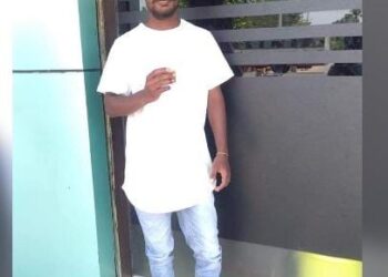 ತಮ್ಮನ ಪ್ರೀತಿಗಾಗಿ ಪ್ರಾಣಬಿಟ್ಟ ಅಣ್ಣ: ಚಾಕುವಿನಿಂದ ಇರಿದು ಕೊಂದ ಯುವತಿ ಮನೆಯವರು..!!