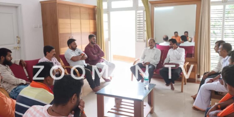 ಕುಕ್ಕೆಸುಬ್ರಹ್ಮಣ್ಯ: ಅನ್ಯಮತೀಯರ ವ್ಯಾಪಾರ ತಡೆಯಲು ಹಿಂದೂ ಸಂಘಟನೆಗಳಿಂದ ಆಗ್ರಹ