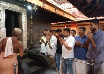 ಸುಳ್ಯ: ಹಿಂ.ಜಾ.ವೇ. ವತಿಯಿಂದ ಎ.11 ರಂದು ನಡೆಯಲಿರುವ ‘ವಲಯಾರಣ್ಯಾ ಕಚೇರಿಗೆ ಮುತ್ತಿಗೆ ಮತ್ತು ಬೃಹತ್ ಪ್ರತಿಭಟನಾ ಸಭೆ’ಯ ಯಶಸ್ವಿಗಾಗಿ ಪ್ರಾರ್ಥನೆ