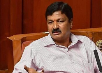 ಸಂತೋಷ್ ಆತ್ಮಹತ್ಯೆ ಹಿಂದೆಯೂ ನನ್ನ ಸಿಡಿ ತಯಾರಿಸಿದ ‘ಮಹಾನಾಯಕ’ನ ತಂಡ ಭಾಗಿಯಾಗಿದೆ..!! ಜಾರಕಿಹೊಳಿ ಸ್ಪೋಟಕ ಹೇಳಿಕೆ