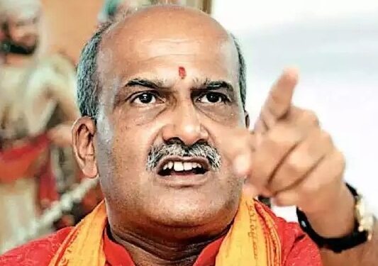 ಉಡುಪಿ: ಹಿಂ.ಜಾ.ವೇ. ಕಾರ್ಯಕ್ರಮದಲ್ಲಿ ಭಾಗಿಯಾಗಬೇಕಾಗಿದ್ದ ಪ್ರಮೋದ್ ಮುತಾಲಿಕ್ ರವರಿಗೆ ಉಡುಪಿ ಜಿಲ್ಲಾ ಪ್ರವೇಶ ನಿರ್ಬಂಧ ವಿಧಿಸಿದ ಜಿಲ್ಲಾಡಳಿತ..!!