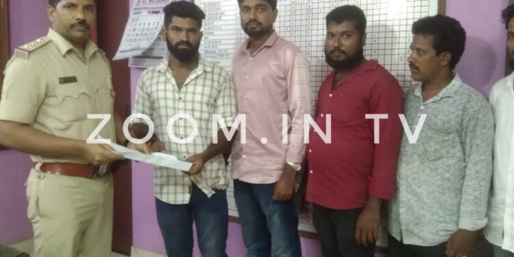 ವಿಟ್ಲ: ಎಸ್. ಎಸ್. ಎಲ್. ಸಿ. ವಿದ್ಯಾರ್ಥಿನಿ ಆತ್ಮಹತ್ಯೆ ಪ್ರಕರಣ: ಅನ್ಯಕೋಮಿನ ಯುವಕನ ಕಿರುಕುಳ ಆರೋಪ: ಕಠಿಣ ಕ್ರಮಕ್ಕೆ ವಿ.ಹಿಂ.ಪ. ಬಜರಂಗದಳ ಆಗ್ರಹ..!!